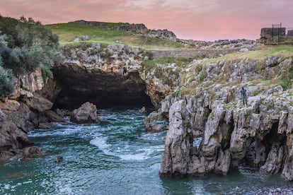 La piscina natural de El Pedregal, en la localidad cántabra de Castro Urdiales.