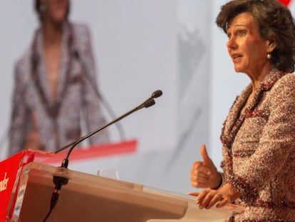 La presidenta del Banco Santander, Ana Botín, durante la junta general de accionistas celebrada el pasado 7 de abril.