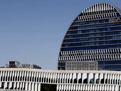 El juez aplaza al 10 de octubre la declaración de BBVA por el ‘caso Villarejo’