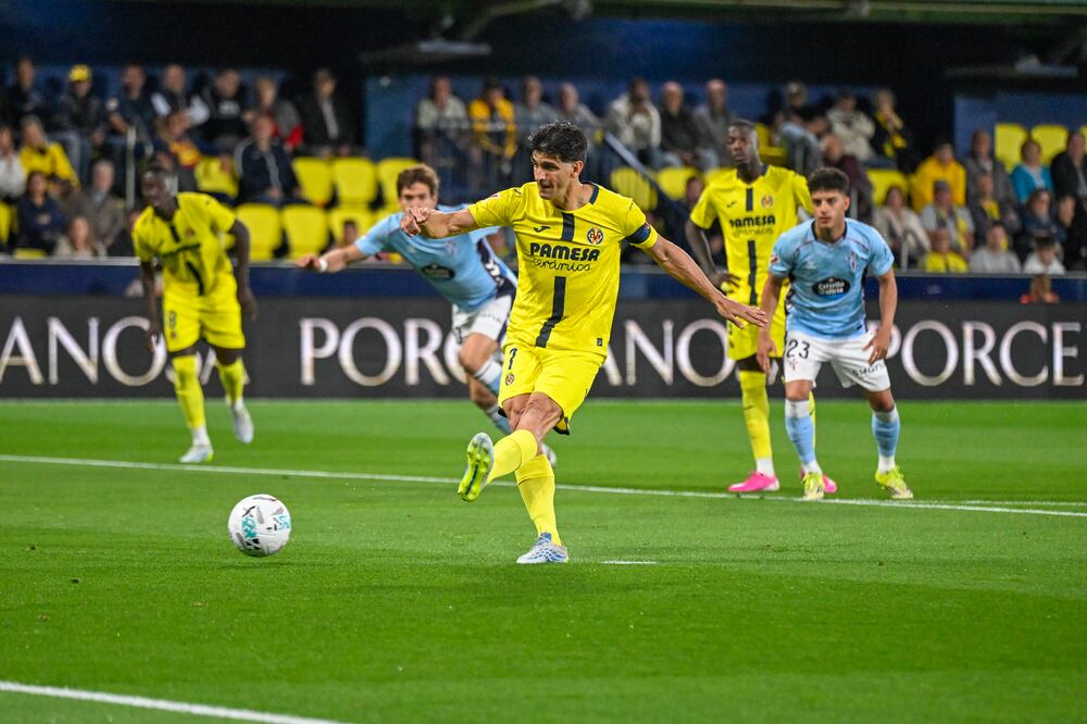 El Villarreal amarra su plaza de Champions a costa de un inoperante ...