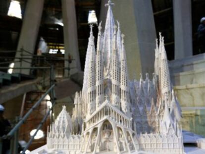 Todo preparado para levantar las seis estructuras que coronarán el templo de Gaudí y lo convertirán en el edificio más alto de Barcelona