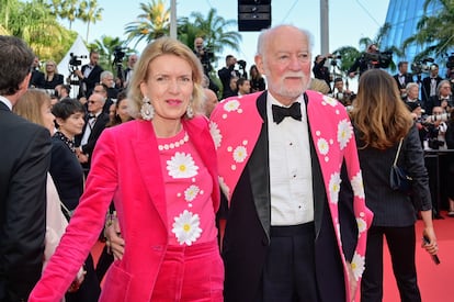 Sophie Desserteaux y Jérôme Seydoux en el estreno de 'Megalopolis' en el festival de cine de Cannes, el 16 de mayo de 2025. 