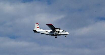 Un avión chino sobrevuela las islas Senkaku el 13 de diciembre.