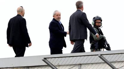 Lula chega de volta à PF em Curitiba depois de assistir ao velório do neto em março de 2019.