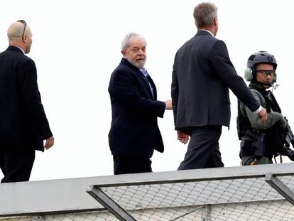 Lula chega de volta à PF em Curitiba depois de assistir ao velório do neto em março de 2019.