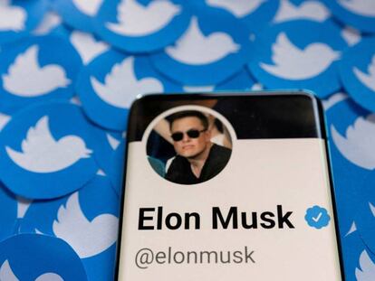 Elon Musk suspende la compra de Twitter hasta conocer más datos sobre las cuentas falsas