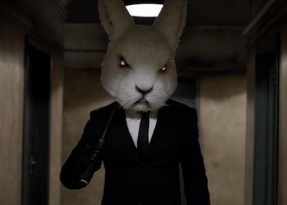 El conejo gigante de la serie televisiva británica 'Misfits'.