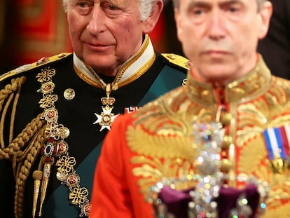 Carlos de Inglaterra llega a la Abadía de Westminster en noviembre de 2022.
