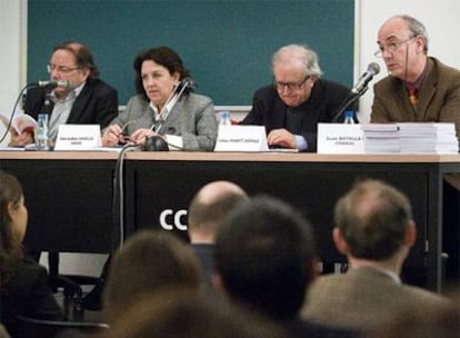 De izquierda a derecha, Josep Ramoneda, Mercedes García Arán, Josep Martí Gómez y Joan Botella.