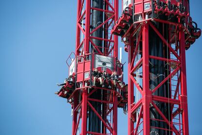 La atracción Thrill Towers es una de las que se puede encontrar en los 70.000 metros cuadrados que ocupa el parque Ferrari Land.