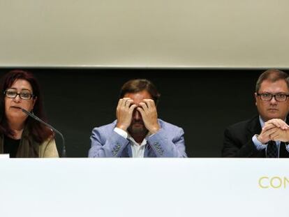 Teresa Altarejos, Manuel Espinar y Luis Mart&iacute; en la presentaci&oacute;n de los resultados econ&oacute;micos de la temporada de verano 2013.