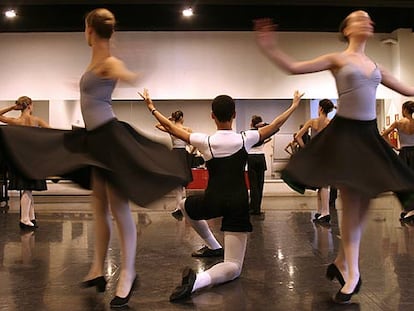 Una clase en el Real Conservatorio Profesional de Danza de Madrid.