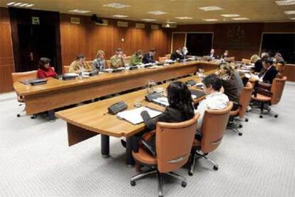 Un momento del debate en la Comisión de Ordenación del Territorio de las enmiendas a la ley de Suelo.