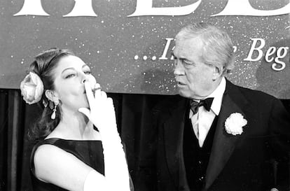 Ava Gardner y el director John Huston en el estreno de 'La Biblia' en Nueva York en 1966.