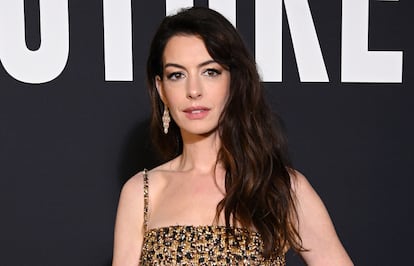 Anne Hathaway, en el desfile de alta costura de Valentino.