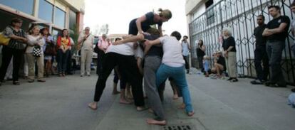 Performance de Simone Forti.