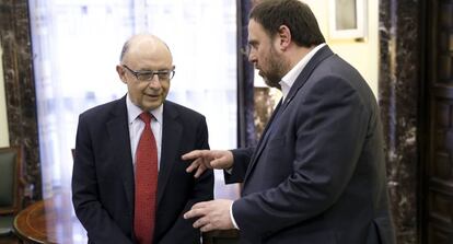 Reunion entre Montoro y Junqueras.