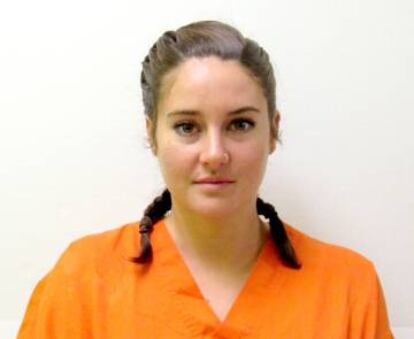 Foto de la ficha policial de Shailene Woodley.