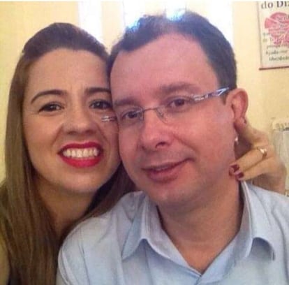 Professor Dalton Milagres Rigueira and his wife Valdirene Lopes in a 2014 photo posted on Facebook. Madalena was rescued from their home in Patos de Minas.