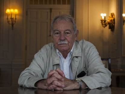 El escritor Eduardo Mendoza.