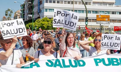 Manifestación contra la privatización de la sanidad en Sevilla, el pasado 26 de marzo.