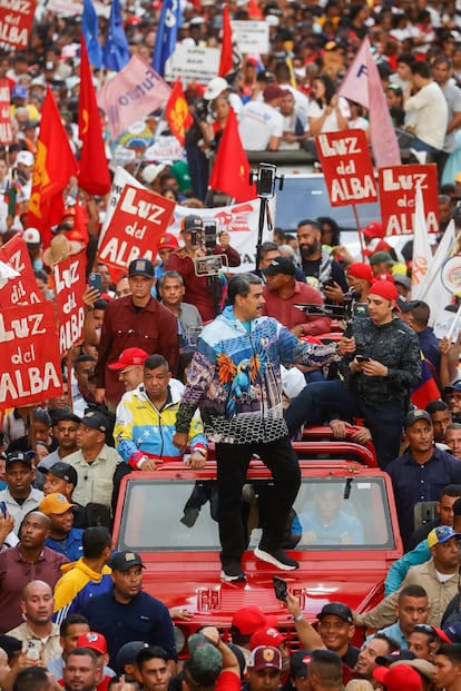 La movilización del chavismo se concentró bastante más temprano que la opositora. El punto de la Plaza Sucre Catia no llegó a llenar a tope el lugar. 