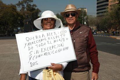 Ana María Beltrán, 66 años, e Ignacio Masa Martínez, 72 años. Él fue empleado de Ford. "Como México no hay dos", opina. 