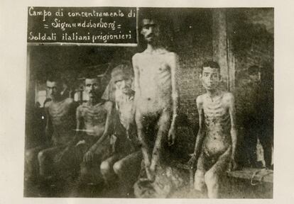 Prisioneros italianos en el campamento de Sigmundsherberg.