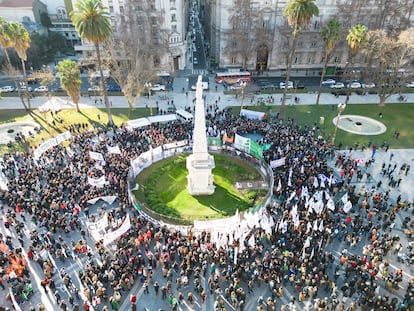 La manifestación en la Plaza de Mayo.