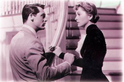 Cary Grant y Joan Fontaine, en &#039;Sospecha&#039; de Alfred Hitchcock. 