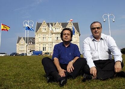 Francisco Jarauta, a la izquierda, y Fernando Bouza, en el palacio de la Magdalena.