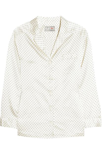 Camisola beige de satén con lunares de Aubin&Wills (150 euros).