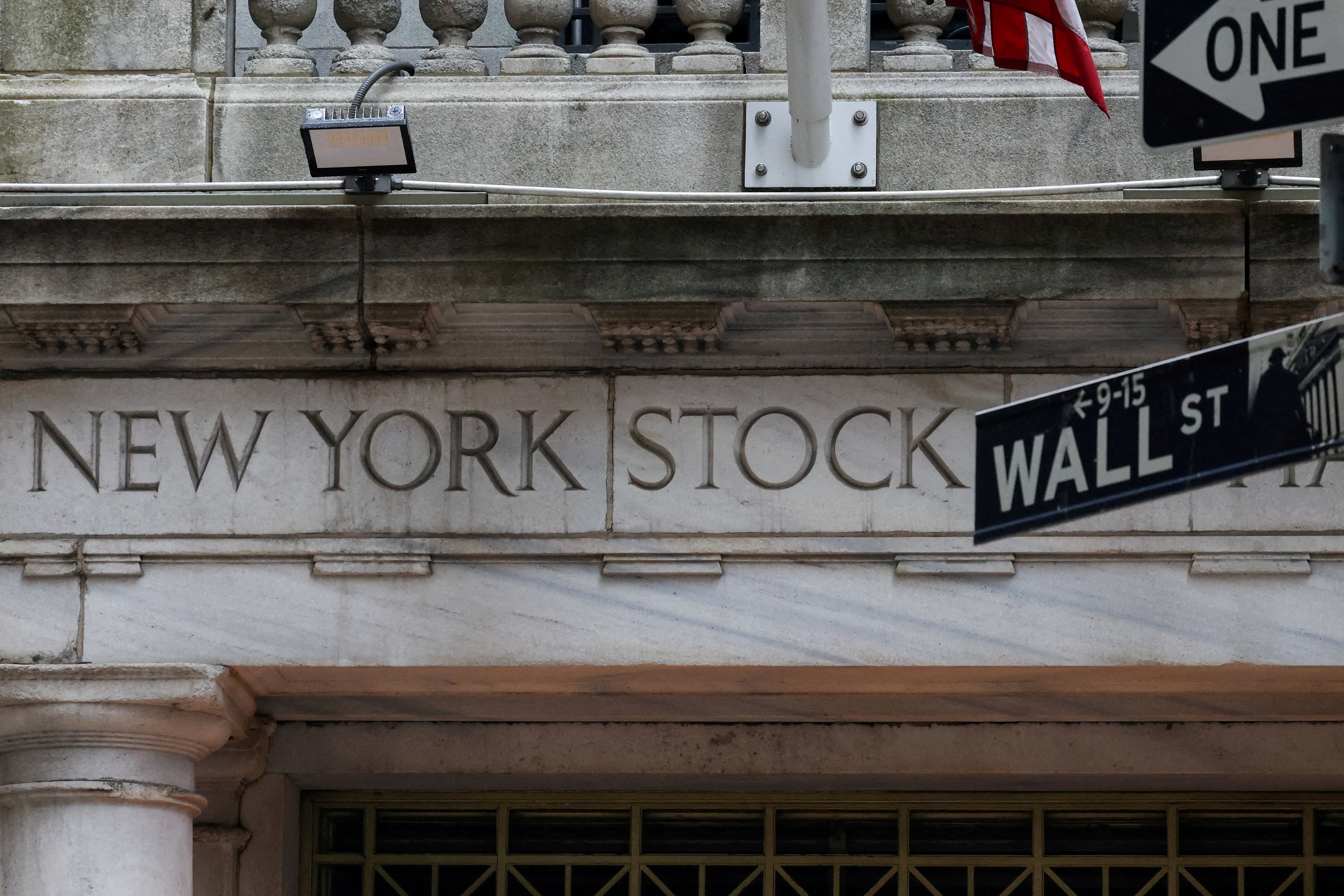 Fachada de la Bolsa de Nueva York en Wall Street