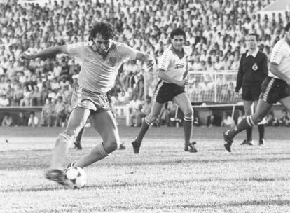 Mágico González, durante un partido con el Cádiz.