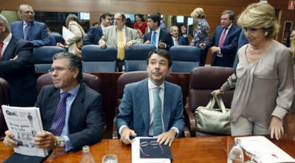 Granados, González y Aguirre, en la Asamblea de Madrid, en el debate del estado de la región.