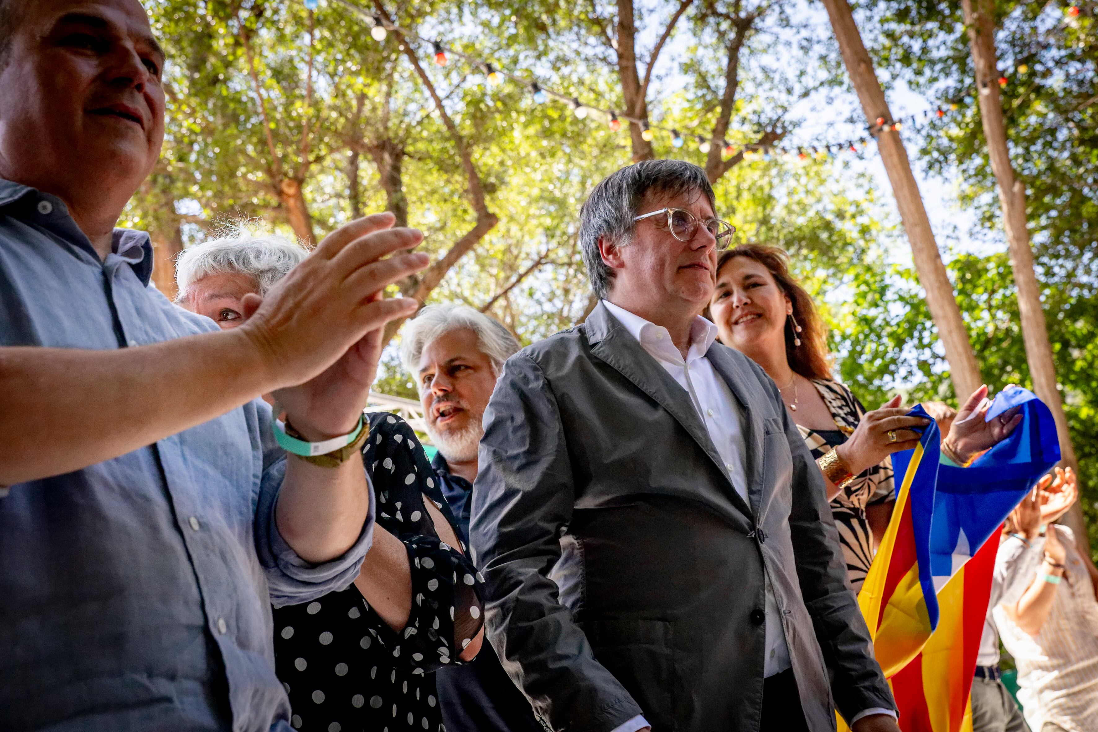 Puigdemont anuncia que ha iniciado su regreso a España y el independentismo convoca un acto este jueves a las 9.00 para acompañarlo hasta el Parlament 