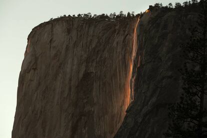 La Horsetail Fall, en el parque nacional de Yosemite (EE UU), el pasado 23 de febrero.