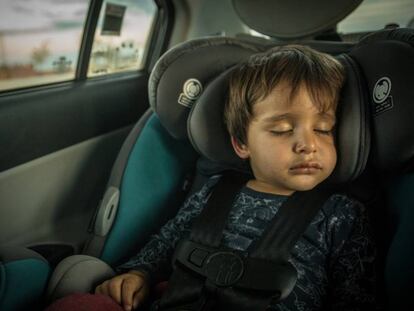 Las 10 claves para que los niños viajen seguros esta Semana Santa