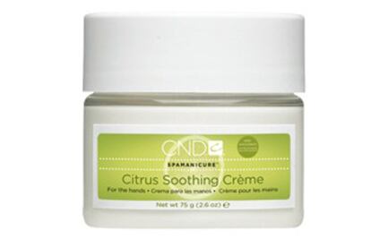 La hidratación más placentera con la Citrus Soothing Crème de CND, una crema con aceites esenciales de cítricos, enriquecida con aceite de jojoba y manteca de karité y con un delicioso aroma a limón. Su precio es de 30 euros.