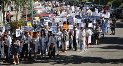 Protesta de los sanitarios para reclamar menos precariedad y temporalidad en sus puestos de trabajo, el pasado mayo en Madrid.