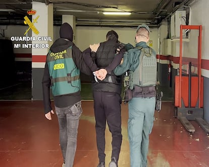 Detenido en Barcelona por la Guardia Civil el principal suministrador de droga, principalmente hachís, para los clanes que operan desde Cádiz.