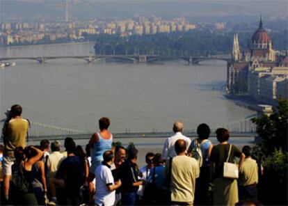 El puente de las cadenas en Budapest.