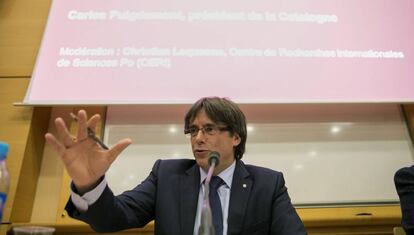 Puigdemont, el dia 17 d'octubre, a París.