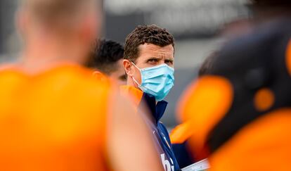 Javi Gracia, en un entrenamiento este miércoles con el Valencia.