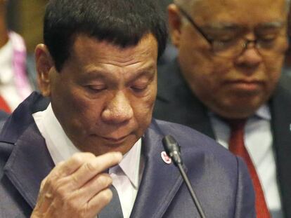 El presidente de Filipinas Rodrigo Duterte durante una conferencia en Singapur el pasado noviembre.