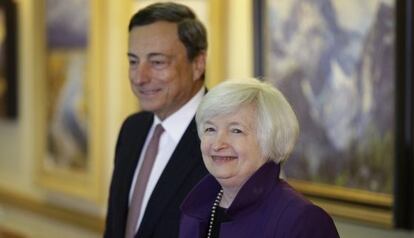 Mario Draghi, presidente del BCE, y Janet Yellen, presidenta de la FED.