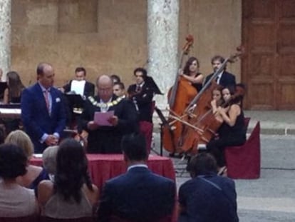 Torres Hurtado, durante el acto celebrado en el Palacio de Carlos V con motivo de la boda de Sean Hepburn Ferrer, hijo de Audrey Hepburn.