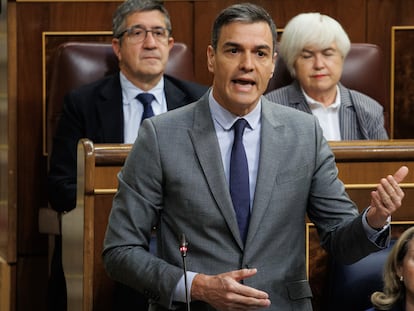 El presidente del Gobierno, Pedro Sánchez, interviene durante una sesión de control al Gobierno, en el Congreso de los Diputados, a 17 de mayo de 2023, en Madrid.