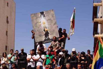 Protesta en la ciudad de Sueida, en el sur de Siria, el 1 de septiembre de 2023.  