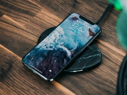 Así es Qi2, el nuevo estándar que llega para transformar la carga inalámbrica